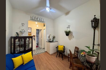 Sala de apartamento para alugar com 1 quarto, 40m² em Copacabana, Rio de Janeiro