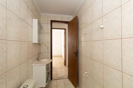 Apartamento à venda com 45m², 2 quartos e 1 vaga Apartamento à venda com 45m², 2 quartos e 1 vagaBanheiro