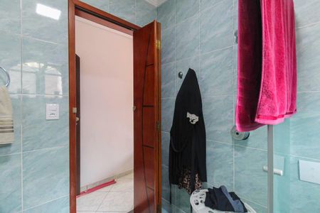 Casa à venda com 250m², 4 quartos e 5 vagasBanheiro da Suíte