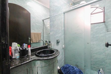 Casa à venda com 250m², 4 quartos e 5 vagasBanheiro