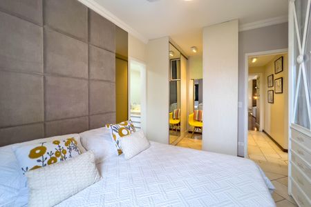 Apartamento à venda com 117m², 3 quartos e 2 vagas Apartamento à venda com 117m², 3 quartos e 2 vagasSuíte