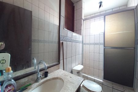 Casa à venda com 129m², 6 quartos e 2 vagasBanheiro