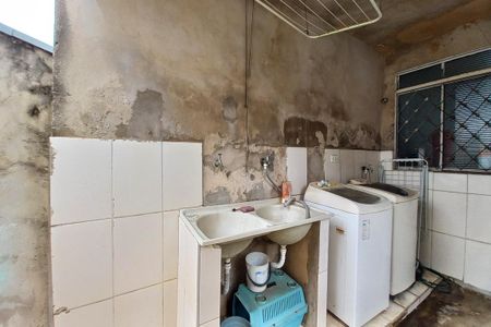 Casa à venda com 129m², 6 quartos e 2 vagasÁrea de Serviço