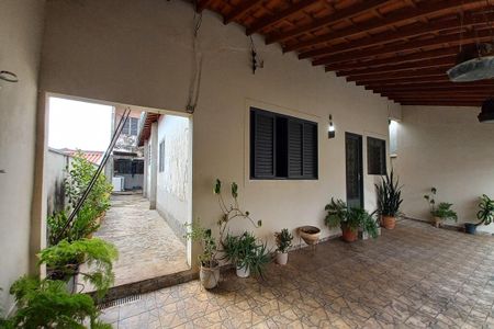 Casa à venda com 129m², 6 quartos e 2 vagasFachada do Prédio