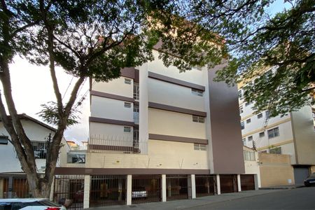 Apartamento à venda com 90m², 2 quartos e 1 vaga Apartamento à venda com 90m², 2 quartos e 1 vagaFachada