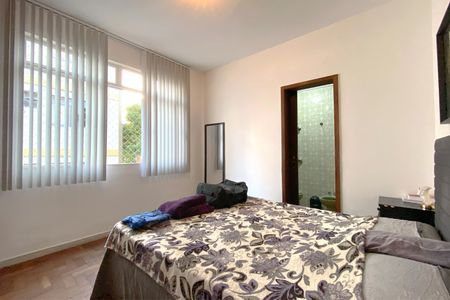 Apartamento à venda com 90m², 2 quartos e 1 vaga Apartamento à venda com 90m², 2 quartos e 1 vagaSuite 1