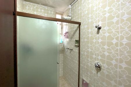 Apartamento à venda com 90m², 2 quartos e 1 vaga Apartamento à venda com 90m², 2 quartos e 1 vagaBanheiro da Suíte 1