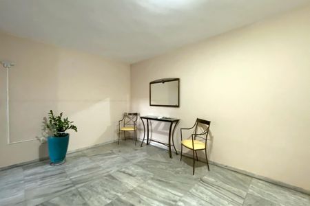 Apartamento à venda com 90m², 2 quartos e 1 vaga Apartamento à venda com 90m², 2 quartos e 1 vagaÁrea comum - Hall