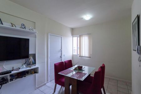 Apartamento à venda com 50m², 2 quartos e 1 vaga Apartamento à venda com 50m², 2 quartos e 1 vagaSala