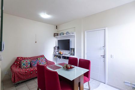 Apartamento à venda com 50m², 2 quartos e 1 vaga Apartamento à venda com 50m², 2 quartos e 1 vagaSala