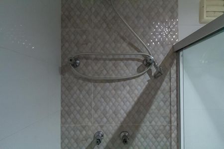 Apartamento à venda com 96m², 3 quartos e 2 vagas Apartamento à venda com 96m², 3 quartos e 2 vagasBanheiro da Suíte