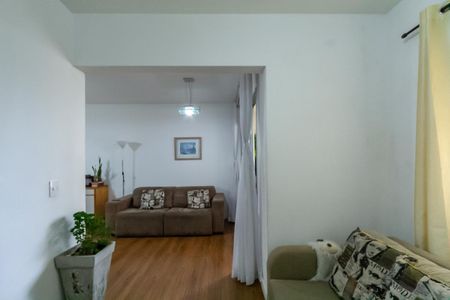 Apartamento à venda com 96m², 3 quartos e 2 vagas Apartamento à venda com 96m², 3 quartos e 2 vagasSala de TV