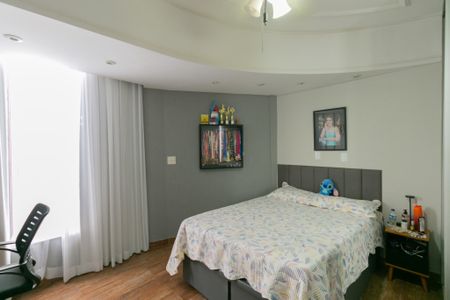 Apartamento à venda com 300m², 3 quartos e 2 vagasSuíte 1