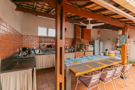 Apartamento à venda com 300m², 3 quartos e 2 vagasÁrea comum - Churrasqueira