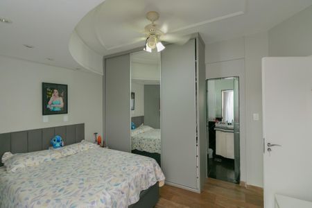 Apartamento à venda com 300m², 3 quartos e 2 vagasSuíte 1