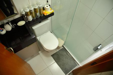 Apartamento à venda com 58m², 2 quartos e 1 vagaBanheiro da Suíte 1