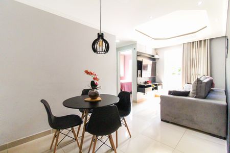 Sala de apartamento para alugar com 2 quartos, 48m² em Parque Dom Joao Neri, São Paulo