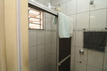 Casa à venda com 130m², 3 quartos e 1 vagaBanheiro 2