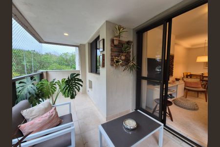 Apartamento para alugar com 60m², 2 quartos e sem vagaVaranda