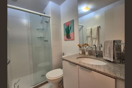 Apartamento para alugar com 60m², 2 quartos e sem vagaBanheiro