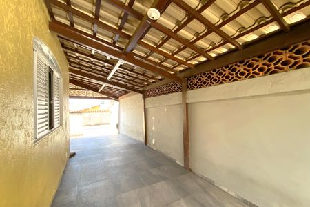 Casa à venda com 240m², 3 quartos e 6 vagasGaragem