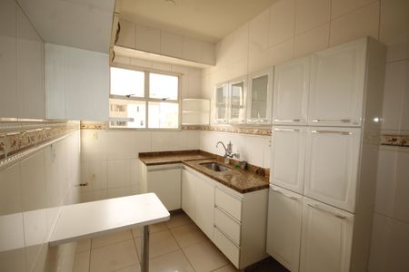 Apartamento à venda com 2 quartos, 65m² em Santa Efigênia, Belo Horizonte