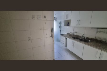 Apartamento à venda com 97m², 4 quartos e 2 vagasCozinha