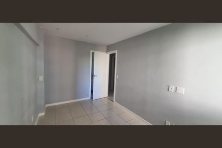 Apartamento à venda com 97m², 4 quartos e 2 vagasQuarto 2
