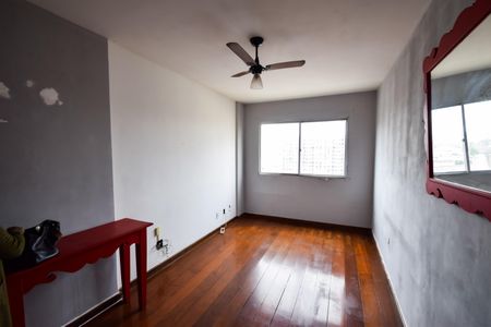 Apartamento à venda com 45m², 2 quartos e 1 vaga Apartamento à venda com 45m², 2 quartos e 1 vagaSala