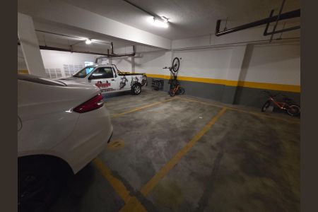 Apartamento à venda com 82m², 3 quartos e 3 vagas Apartamento à venda com 82m², 3 quartos e 3 vagasGaragem