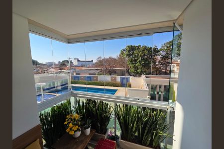 Apartamento à venda com 82m², 3 quartos e 3 vagas Apartamento à venda com 82m², 3 quartos e 3 vagasVaranda