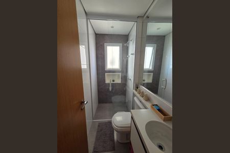 Apartamento à venda com 82m², 3 quartos e 3 vagas Apartamento à venda com 82m², 3 quartos e 3 vagasBanheiro Social