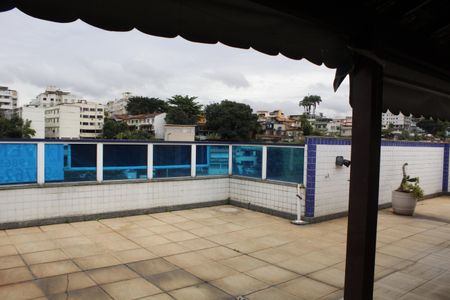 Apartamento à venda com 241m², 4 quartos e 2 vagasCobertura