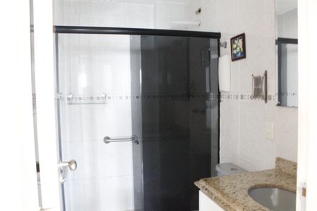 Apartamento à venda com 241m², 4 quartos e 2 vagasBanheiro 1