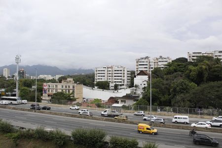 Apartamento à venda com 241m², 4 quartos e 2 vagasVista da Varanda