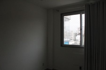 Apartamento à venda com 241m², 4 quartos e 2 vagasQuarto 2