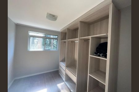Quarto 1 de apartamento para alugar com 3 quartos, 55m² em Santa Cândida, Curitiba