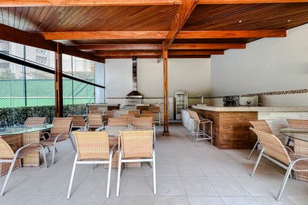 Apartamento para alugar com 400m², 4 quartos e 4 vagasÁrea comum - Churrasqueira