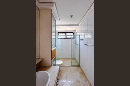 Apartamento para alugar com 400m², 4 quartos e 4 vagasBanheiro da Suíte 2