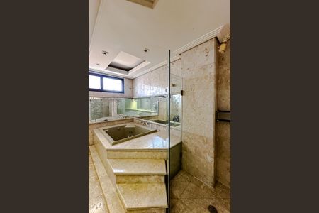 Apartamento para alugar com 400m², 4 quartos e 4 vagasBanheiro da Suíte 1