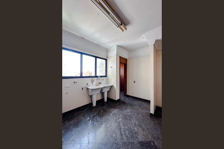 Apartamento para alugar com 400m², 4 quartos e 4 vagasÁrea de Serviço