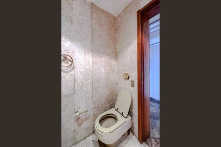 Apartamento para alugar com 400m², 4 quartos e 4 vagasLavabo