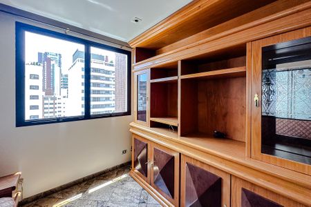 Apartamento para alugar com 400m², 4 quartos e 4 vagasSala de TV