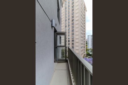 Apartamento à venda com 389m², 4 quartos e 6 vagas Apartamento à venda com 389m², 4 quartos e 6 vagasVaranda Área de Serviço