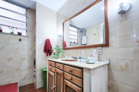 Apartamento à venda com 90m², 3 quartos e 1 vaga Apartamento à venda com 90m², 3 quartos e 1 vagaBanheiro Social