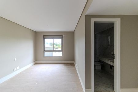 Apartamento à venda com 388m², 4 quartos e 6 vagas Apartamento à venda com 388m², 4 quartos e 6 vagasSuíte 1