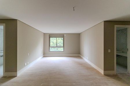 Apartamento à venda com 388m², 4 quartos e 6 vagas Apartamento à venda com 388m², 4 quartos e 6 vagasSuíte 3