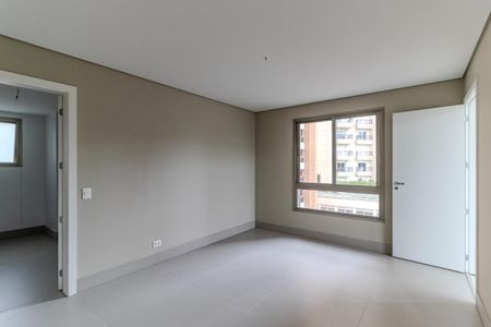 Apartamento à venda com 388m², 4 quartos e 6 vagas Apartamento à venda com 388m², 4 quartos e 6 vagasCopa