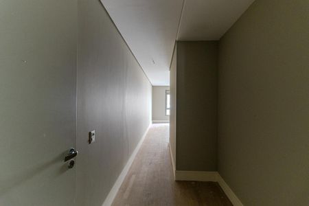 Apartamento à venda com 388m², 4 quartos e 6 vagas Apartamento à venda com 388m², 4 quartos e 6 vagasSuíte 4