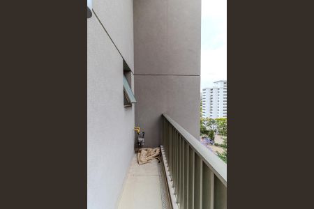 Apartamento à venda com 388m², 4 quartos e 6 vagas Apartamento à venda com 388m², 4 quartos e 6 vagasVaranda Área de Serviço